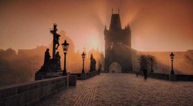 Прага – місто овіяне легендами